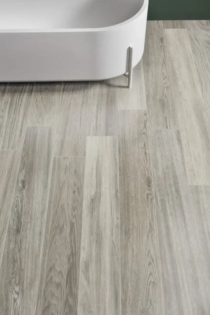 Интерьер Peronda Sherwood 4D