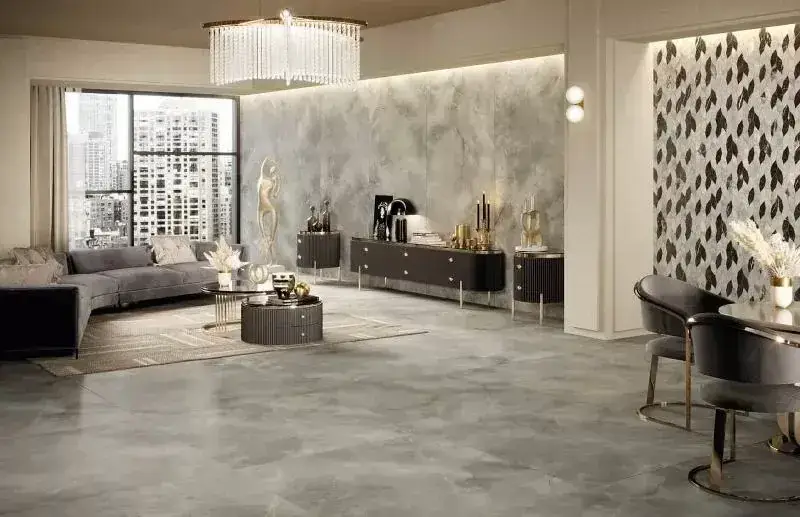 Интерьер Century Contact