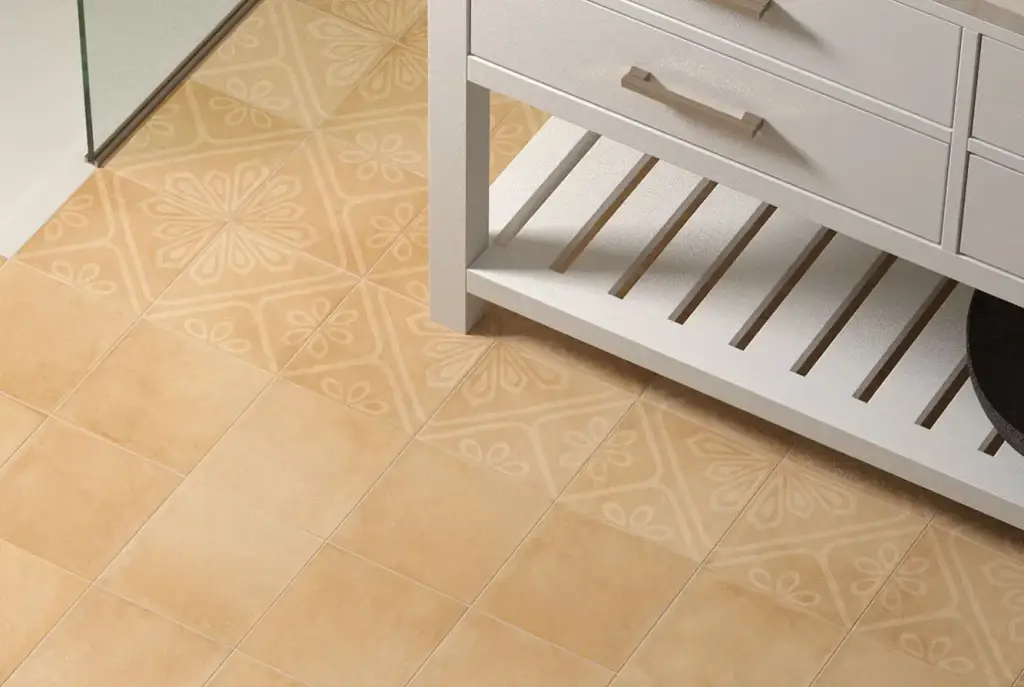Интерьер Equipe Ares