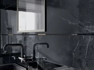 Marca Corona Newluxe