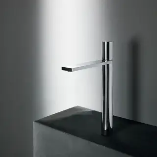 Fantini Milano Смеситель для раковины, 1 отв., излив: 170 мм, высокий излив, цвет: хром