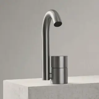 Fantini AA/27 Смеситель для раковины на 1 отверстие, однорычажный, без донного клапана, цвет: Матовая натуральная сталь