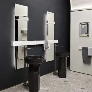 Antonio Lupi Lucente Светильник 540х45х90 мм, со светодиодной прямой и непрямой подсветкой, крашенный черный алюминий, накладка из зеркального стекла