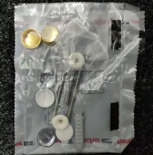 SIMAS Комплект вертикальных крепежей для унитаза/биде с заглушками цвета золото