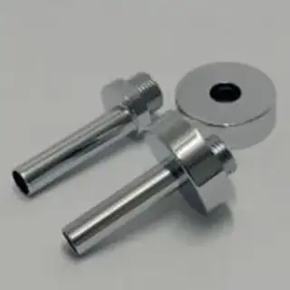 Irsap TOLE/BELLA Комплект для монтажа водяного полотенцесушителя (трубка с эксцентриком 1/2