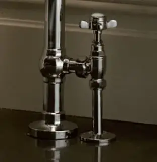 Вентиль подвода воды для полотенцесушителя (пара), хром