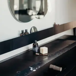 Полка для ванной Agape SEN ASEN0923N черный матовый