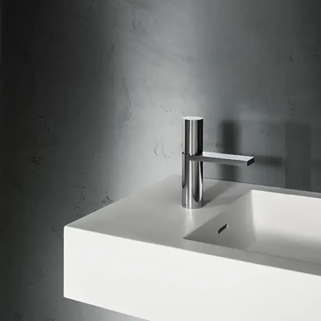 Fantini Milano Смеситель для раковины, 1 отв., излив: 110 мм, цвет: хром