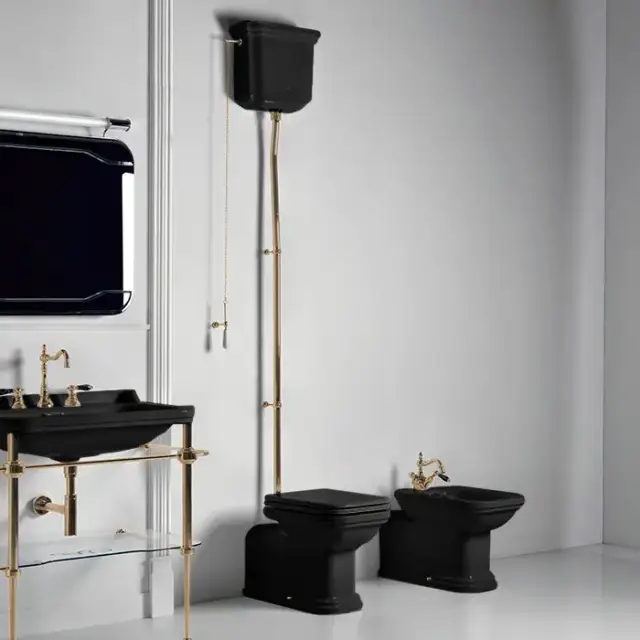 Kerasan Waldorf Унитаз  пристенный удлиненный, с высоким бачком- уст-ка на расстоянии 2см от стены и трубой, цвет: черный/бронза