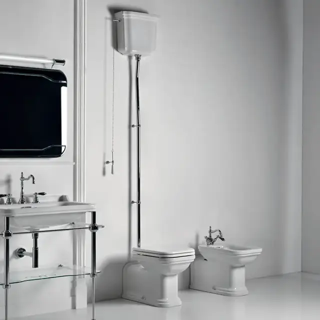 Kerasan Waldorf Унитаз  пристенный удлиненный, с высоким бачком- уст-ка на расстоянии 2см от стены и трубой, цвет: белый/хром