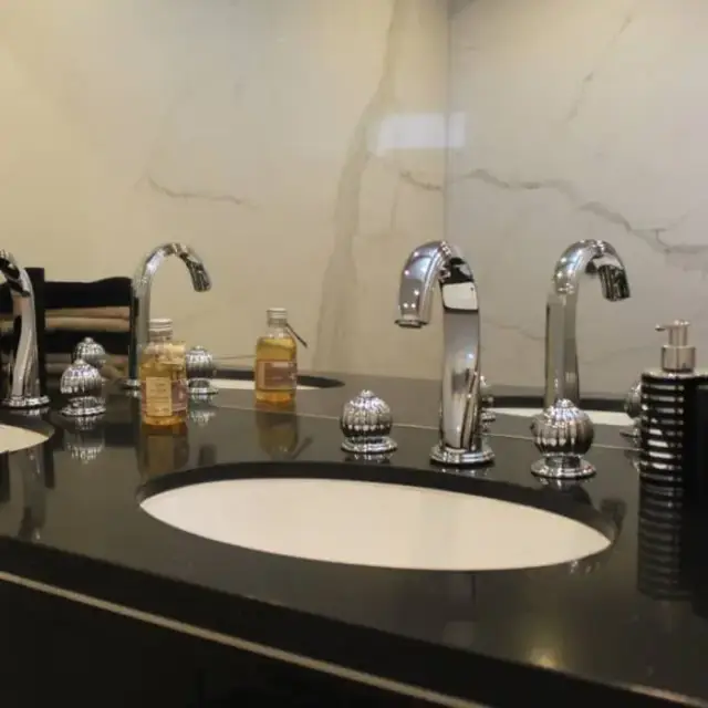 THG  Mandarine metal Смеситель для раковины на 3 отверстия, с донным клапаном, цвет: хром