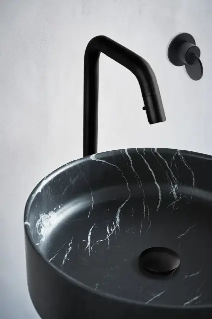 Смеситель для раковины Agape MEMORY+LIMÓN ARUB1092E+.IMEM327+.ELIM430DE+.ILIX430D цвет-черный