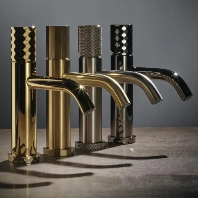 Смеситель для раковины Carlo Frattini Spillo Tech F3031LXSVCN черный хром