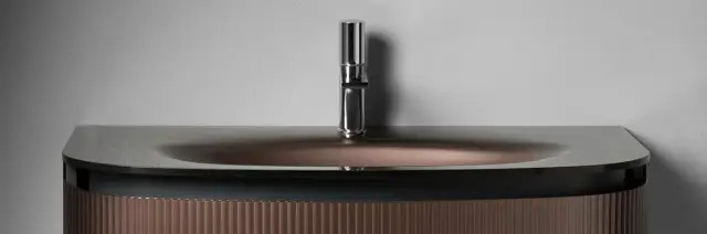 Столешница стеклянная с интегр. раковиной, с отв. под смеситель 91*52 bronzo (B2)