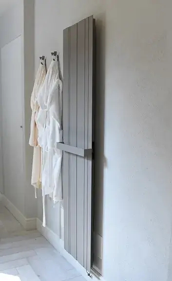 Полотенцесушитель электрический Antonio Lupi BITLIGHT BITL180E+BITBARRA (514 cemento) Aluminum/Embossed lacquered/514 cemento