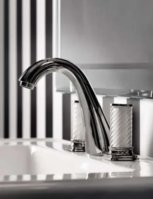 Смеситель для раковины Oasis Fortuny 0FRTRB300100001CR хром, ручки - муранское стекло