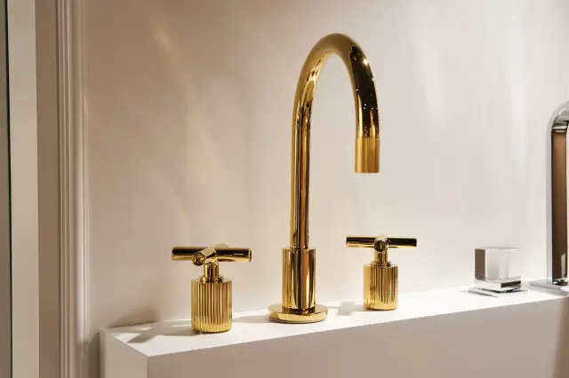 Смеситель для раковины THG ESTRELA U3J.H52.152 золото PVD