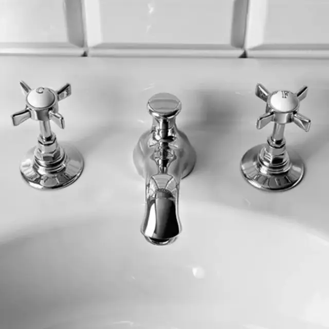 Sbordoni Antica Смеситель для раковины на 3 отв. с донным клапаном, излив 14 см, цвет хром AN142maCR