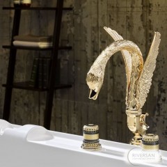 THG Monte Carlo porcelaine or Смеситель на борт ванны на 4 отверстия в фоме лебедя, цвет: золото 085617